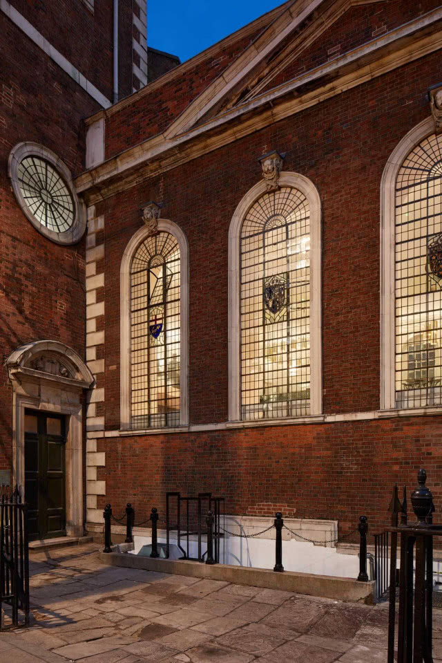 widok okna z zewnątrz