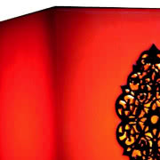 Ręcznie malowany stolik z oktagonalnym blatem i...