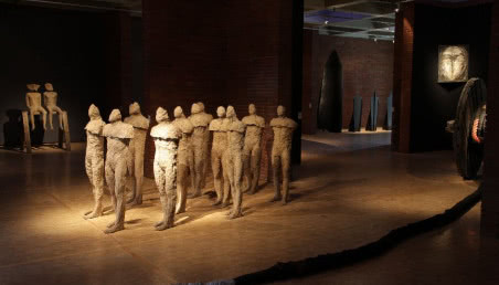 Magdalena Abakanowicz - retrospektywa