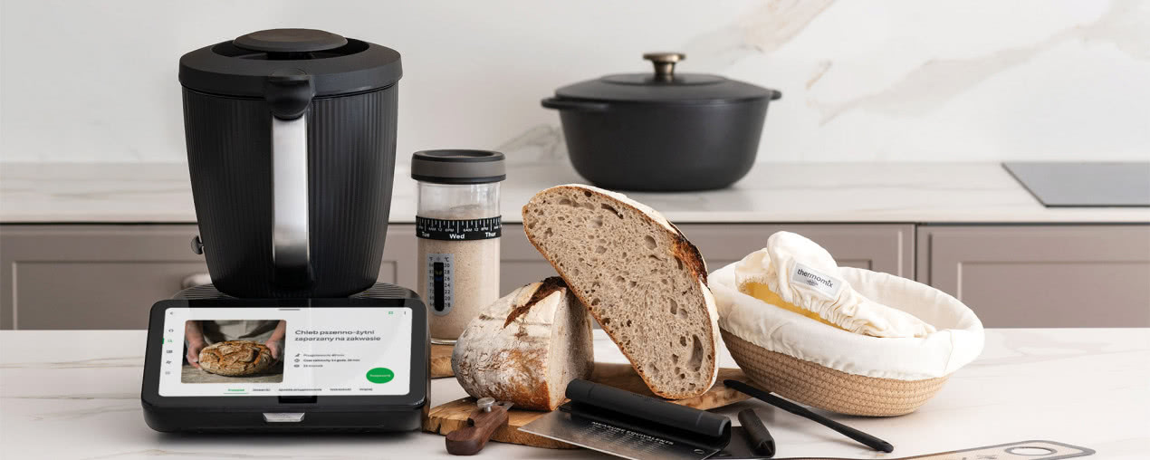 Październik pachnie domowym chlebem. Thermomix® pokazuje, jak upiec własny bochenek z chrupiącą skórką