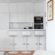 W toalecie także postawiono na naturalne...