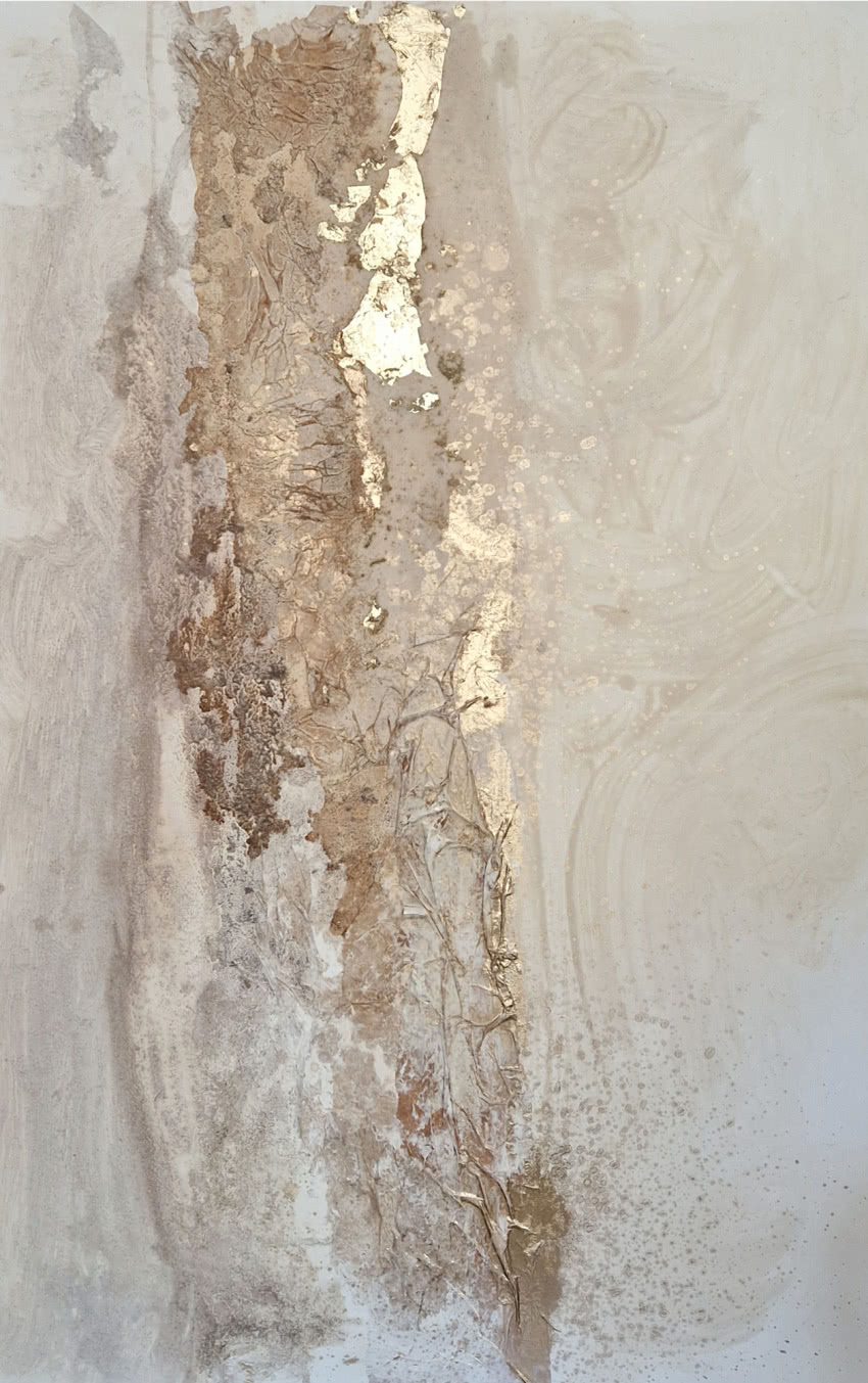 Charakterystycznym
dla artystki elementem
jej...