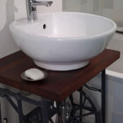 Babciny talerz na ciasto, bedący rodzinną...