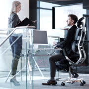 Fotel Blue Bird to ergonomiczny fotel biurowy...