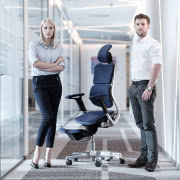 Fotel Blue Bird to ergonomiczny fotel biurowy...