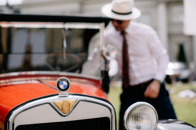 Czas na wnętrze samochodów klasycznych - VARSOPOLIS