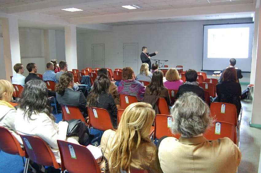 Dla zwiedzających zaś okazja do poszerzenia...