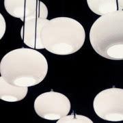 Wnętrze Bistro Dinette we Wrocławiu, oświetlenie...