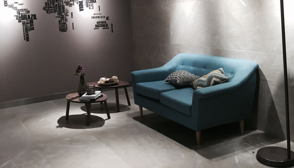 Dobór dywanu do turkusowej kanapy