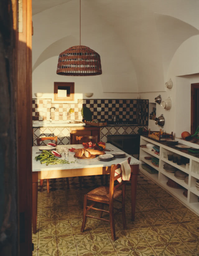 stylizowana na starą kuchnia