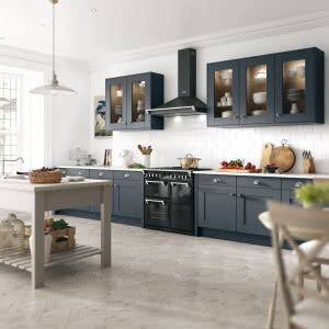 Salon z aneksem kuchennym - inspiracje i porady aranżacji