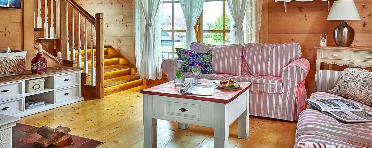 Góralski dom z drewnianych bali. Nie uwierzysz, w jakim stylu go zaprojektowano!