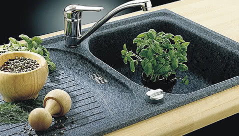 Z jakiego tworzywa zlew?