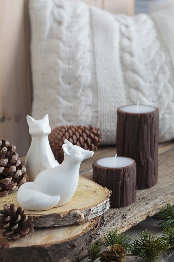 Akcesoria dekoracyjne – dziergana poduszka,...