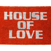 Karminowy wianek, suto marszczona czerwona...