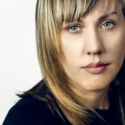 Alicja Nawracaj-Szramowiat, projektantka lampy...