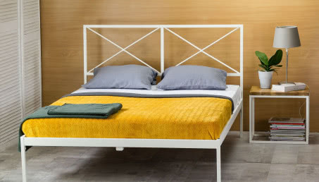 Nowość - łóżko metalowe industrialne "Indu", dwuosobowe z dwoma szczytami