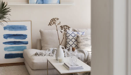 Gorący trend w 2023 roku: kobalt we wnętrzach