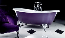 Fioletowa żeliwna wanna Adrmirał