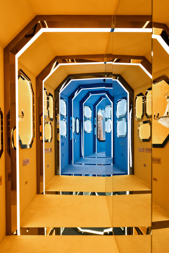 Wystawa Swarovskiego Masters of Light" w Muzeum Sztuki Współczesnej w Szanghaju