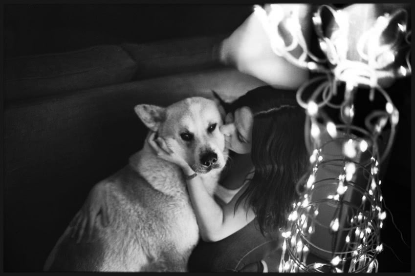 Krystyna Łuczak-Surówka i suczka Hajime, zdj....