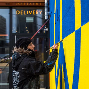 Murale w Warszawie wyrażające solidarność z Ukrainą