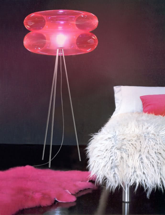 Big Pink to lampa niezwykle efektowna. Jej...