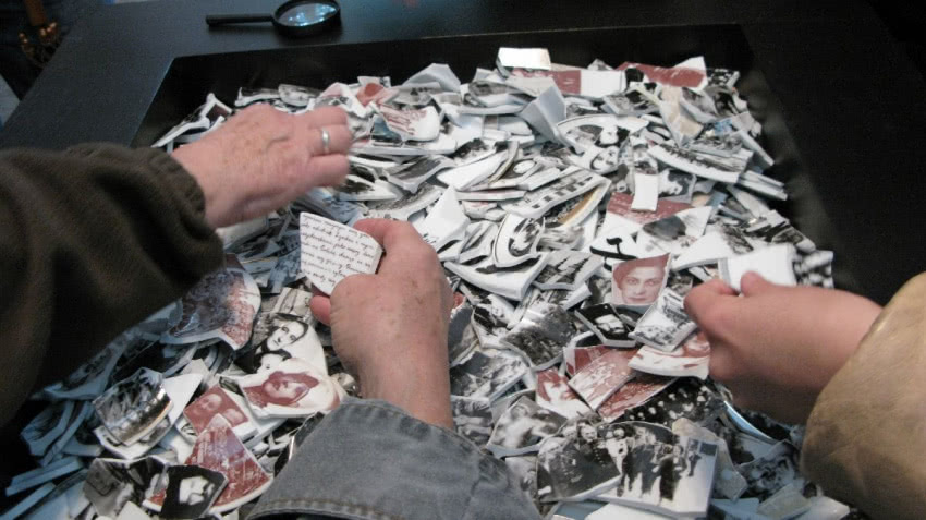 Kronika Kielecka
Marek Cecuła tworzy także...