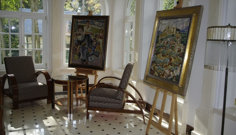Nowoczesne malarstwo w klasycznej willi