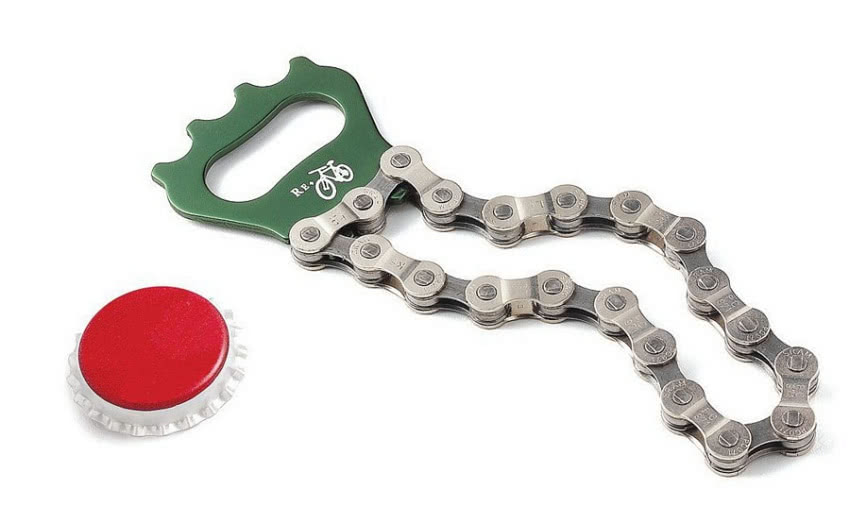 Otwieracz do butelek z rowerowego łańcucha,...