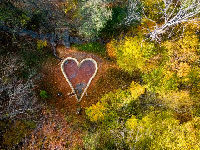 widok z lotu ptaka na źródło