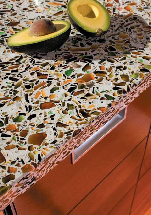 Blaty kuchenne ze szklanych butelek, Vetrazzo. 