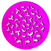 Bieżnik z kolekcji Bloom, ozdobiony wyciętymi...