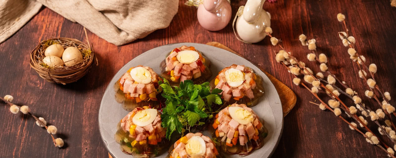 Wielkanocne galaretki z szynką