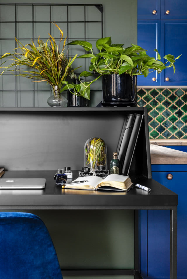 Kącik biurowy w niewielkim mieszkaniu