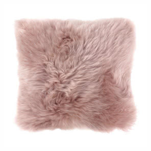 Poduszka ze skóry owczej Cassy, Westwing Now, 169,90 zł