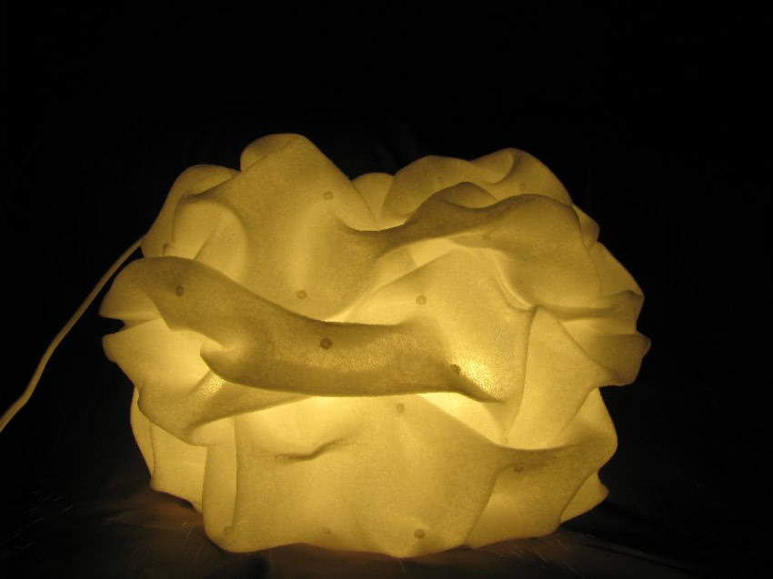 Cloudi, lampa z pianki akustycznej