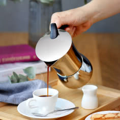 Kawiarka MONTE CARLO na 6 filiżanek - stalowy blask, który wydobywa prawdziwy smak włoskiego espresso