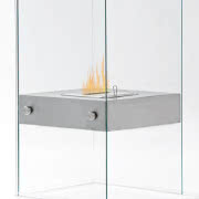 Zestaw trzech szklanych świeczników BLOMSTER w...