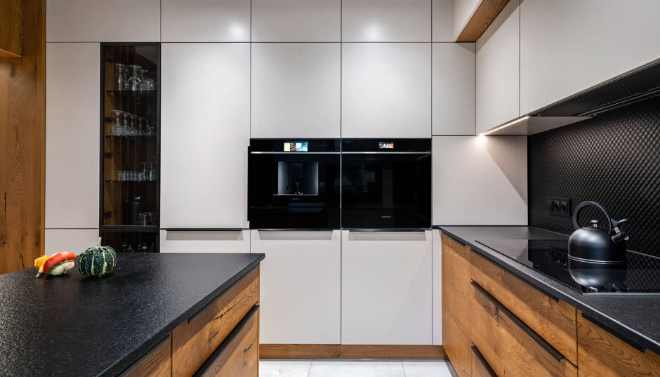 Modna kuchnia - estetyka czy wygoda? Sprawdź, jak znaleźć idealne połączenie!
