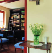 Podwarszawski apartament z paryską aranżacją