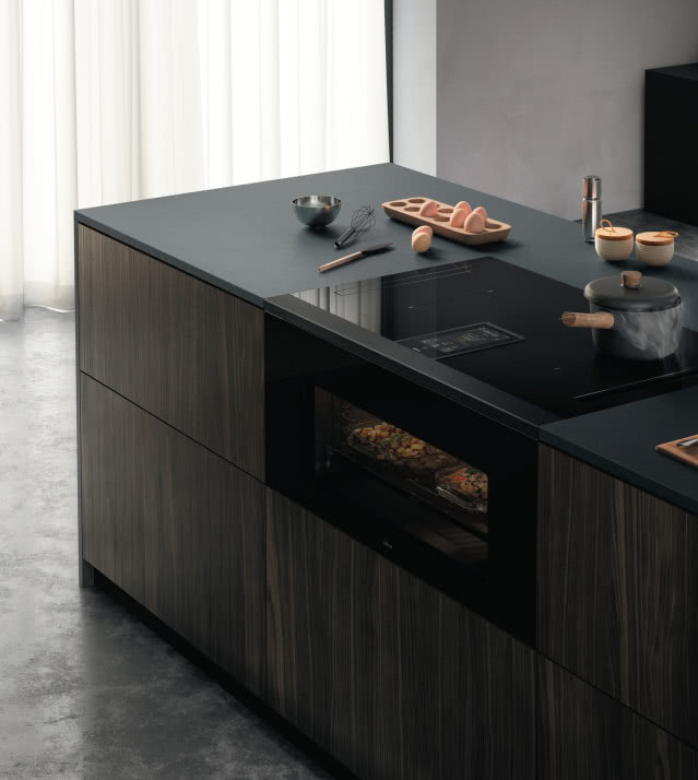 Lhov - innowacyjne centrum dowodzenia w kuchni