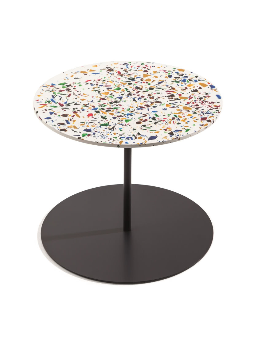 Choć od wielu lat Giulio
Cappellini stoi u...