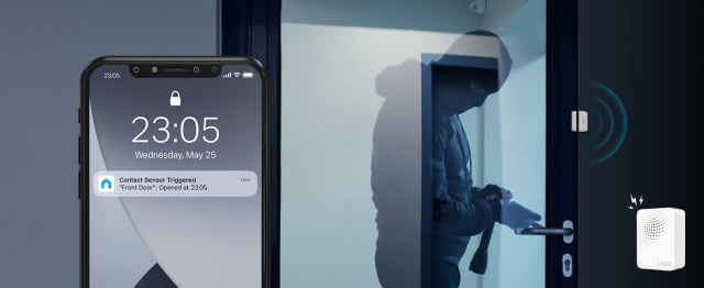 Czujnik otwarcia drzwi i okien TP-Link Tapo T110 nie tylko włączy lub wyłączy oświetlenie w domu, ale także wyśle natychmiastowe powiadomienie na telefon, gdy nieuprawniona osoba będzie próbowała dostać się do domu. 