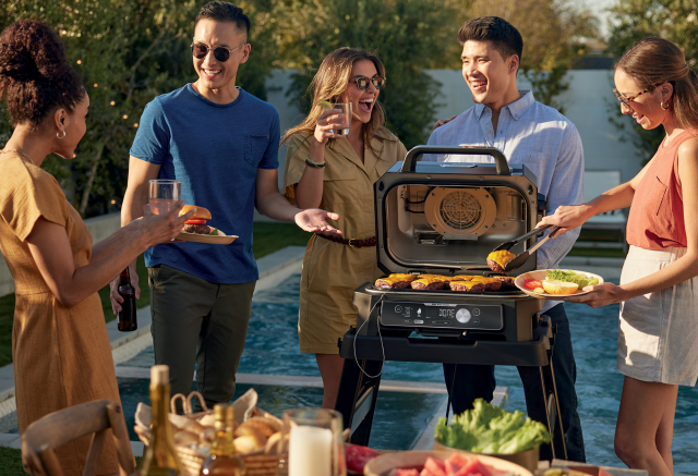 Wygodne grillowanie bez ograniczeń z inteligentnymi grillami Ninja