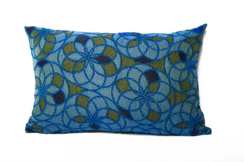 Poduszka z kolekcji East, proj. Elodie...