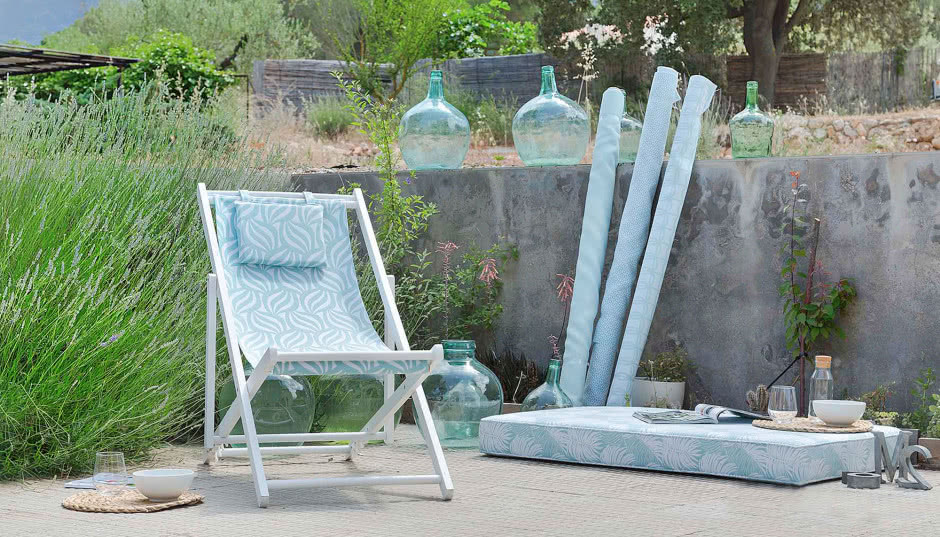 Reanimacja mebli ogrodowych. Jaką wybrać tkaninę?