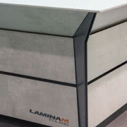 Płyty ze spieków kwarcowych są lekkie i trwałe...