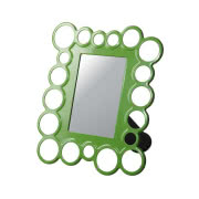 Ramka OLSBO dostępna w kolorze czerwonym i...