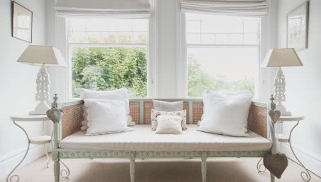 Dom w styl shabby chic. Jak urządzić wnętrza w tym stylu i czym charakteryzuje się shabby chic?